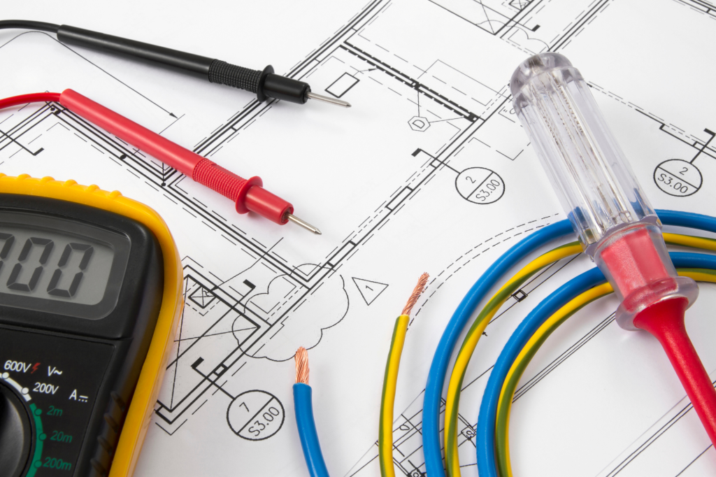 Proiectare instalații electrice de joasă tensiune 2 proiectare instalatii servicii 1 Proiectare instalații electrice de joasă tensiune