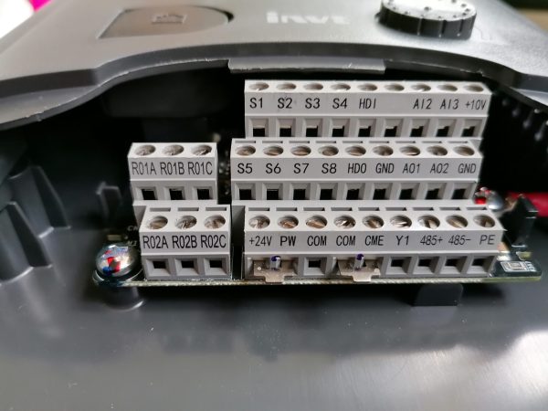 Convertizor de frecventa INVT GD200A- 5R5G/7R5P-S24, 5.5 kW, 14 A, (HD) / 7.5 kW, 18.5 A, (ND), 1x230/3x400 V 4 32 A